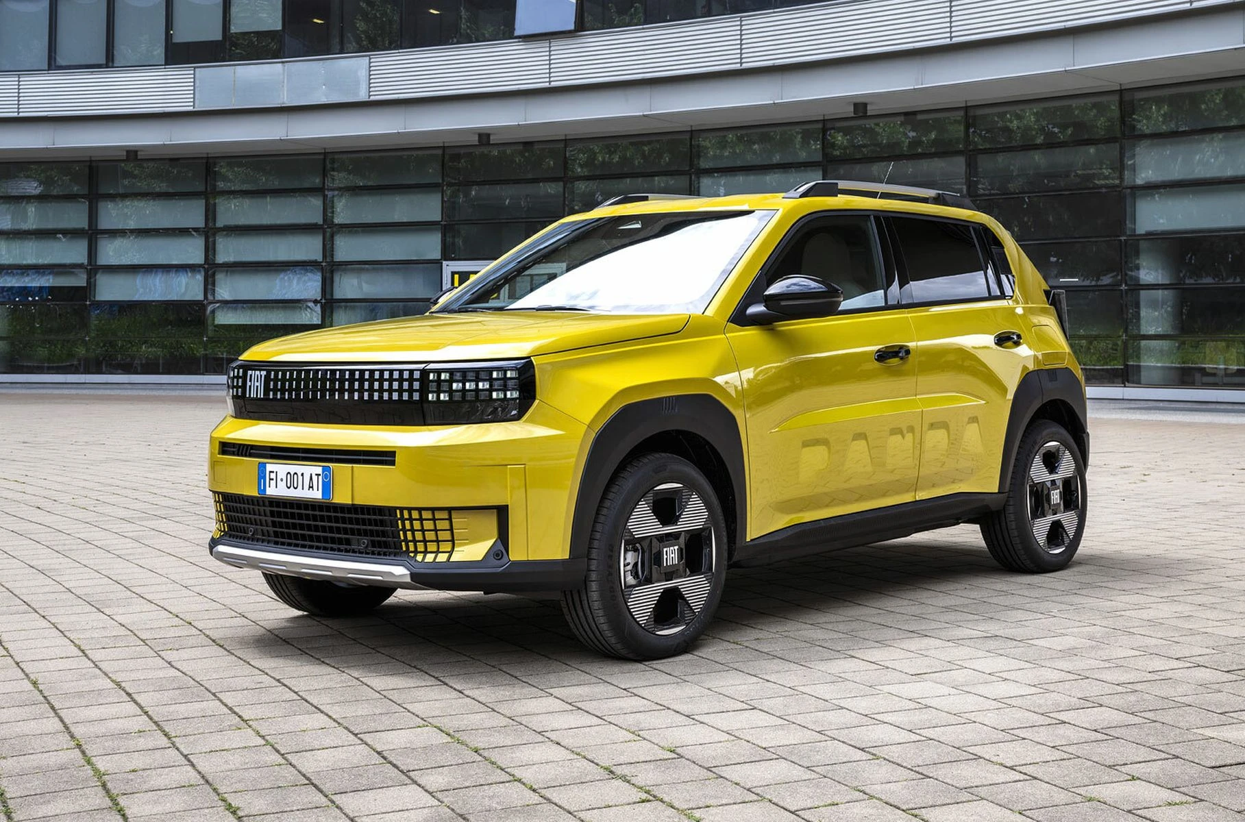 Grande Panda electric image