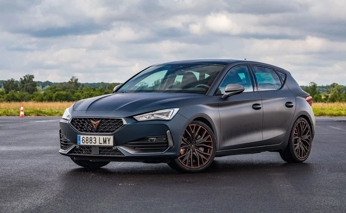 Cupra Leon, generace Leon