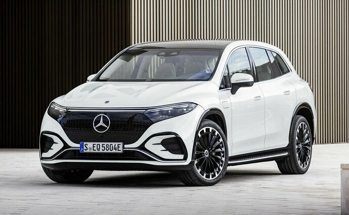 EQS SUV image