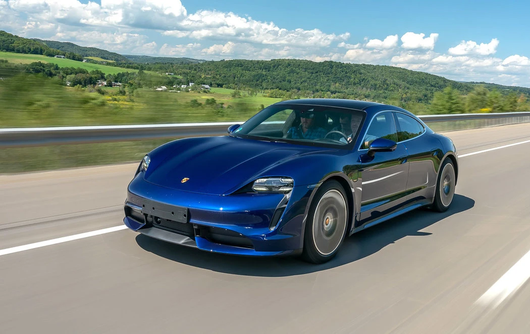 Porsche Taycan, generace Taycan (Y1A)