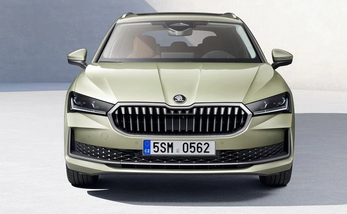 Superb IV Combi image