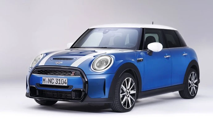 Hatch (F55, facelift 2021) 5-door image