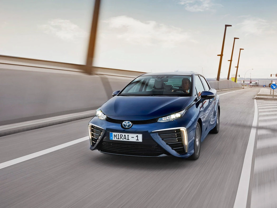 Toyota Mirai, generace Mirai