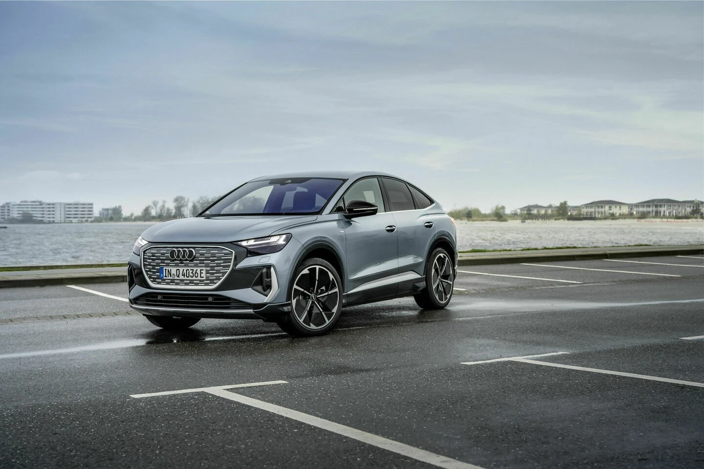 Q4 e-tron sportback image