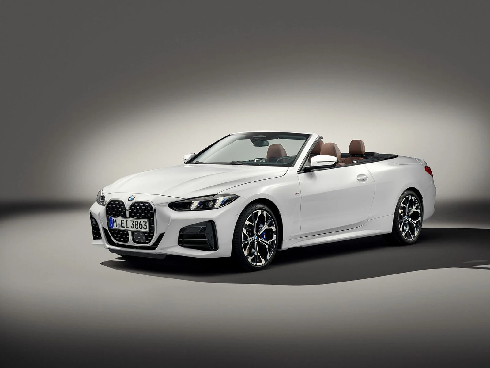 Řada 4 convertible (facelift 2024) image