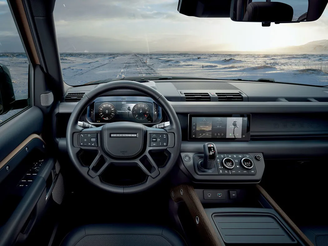 Land Rover Defender 90 - fotografie 4