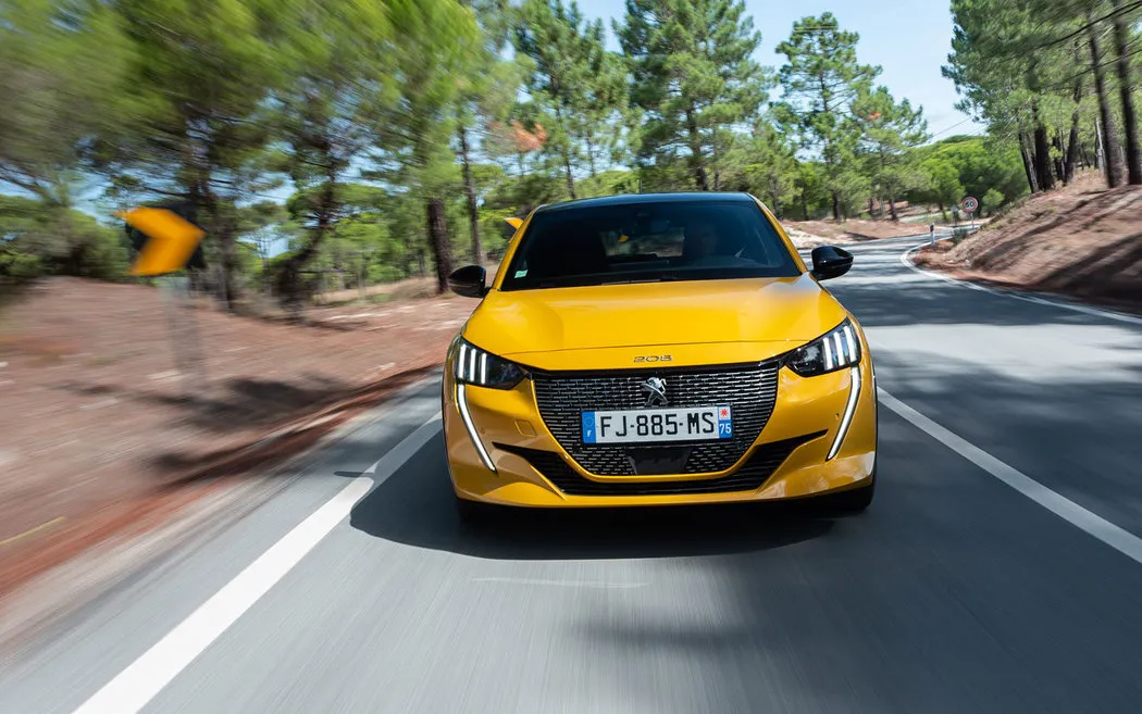 Peugeot 208 - fotografie 2
