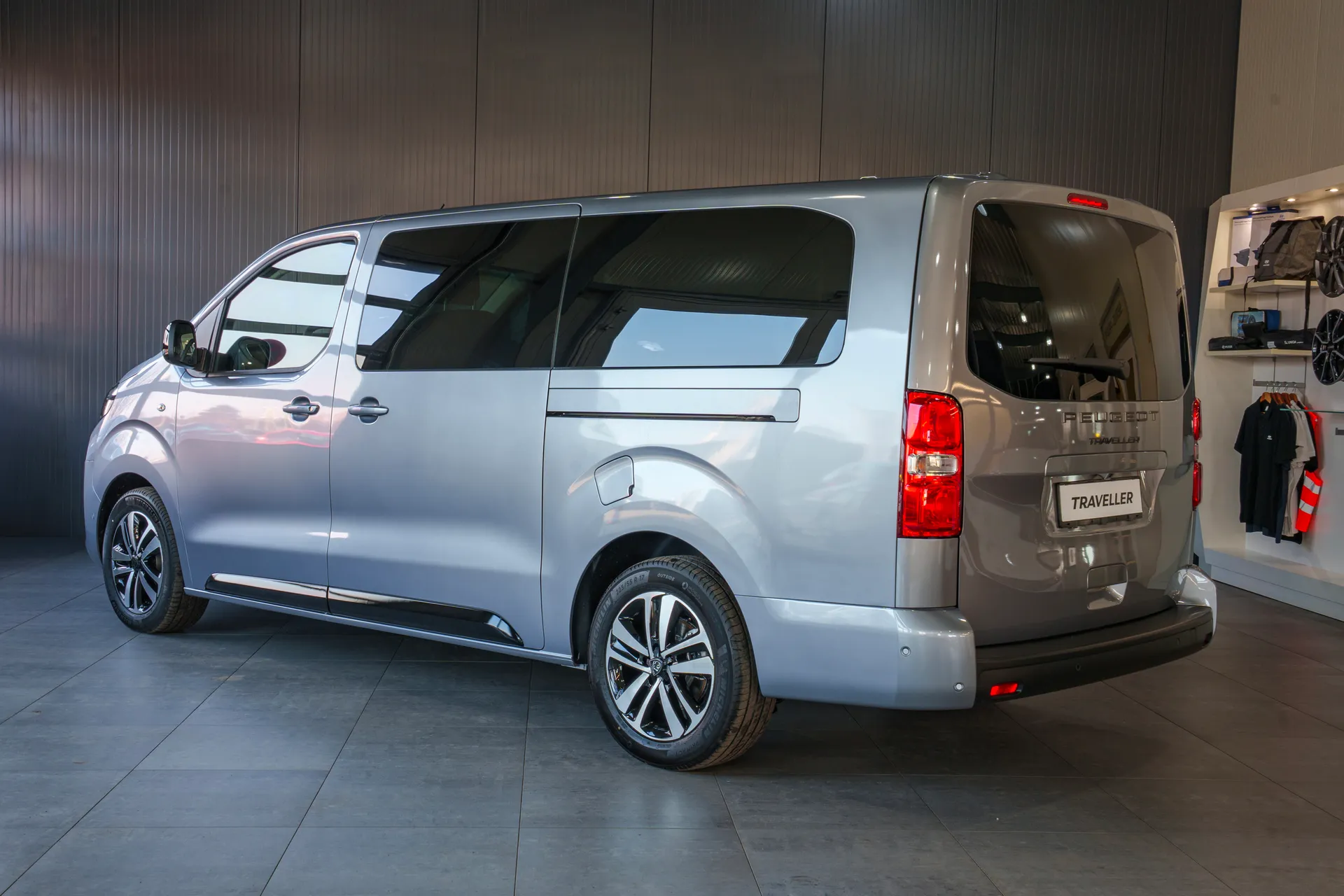 Peugeot Traveller ALLURE - fotografie 2
