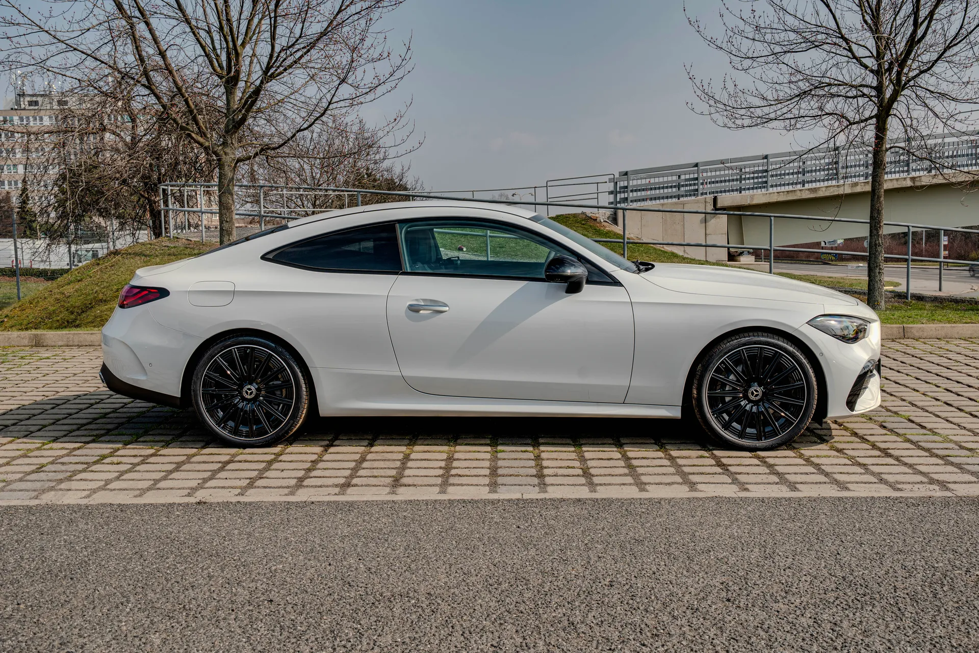 Mercedes-Benz CLE Standardní výbava - fotografie 3