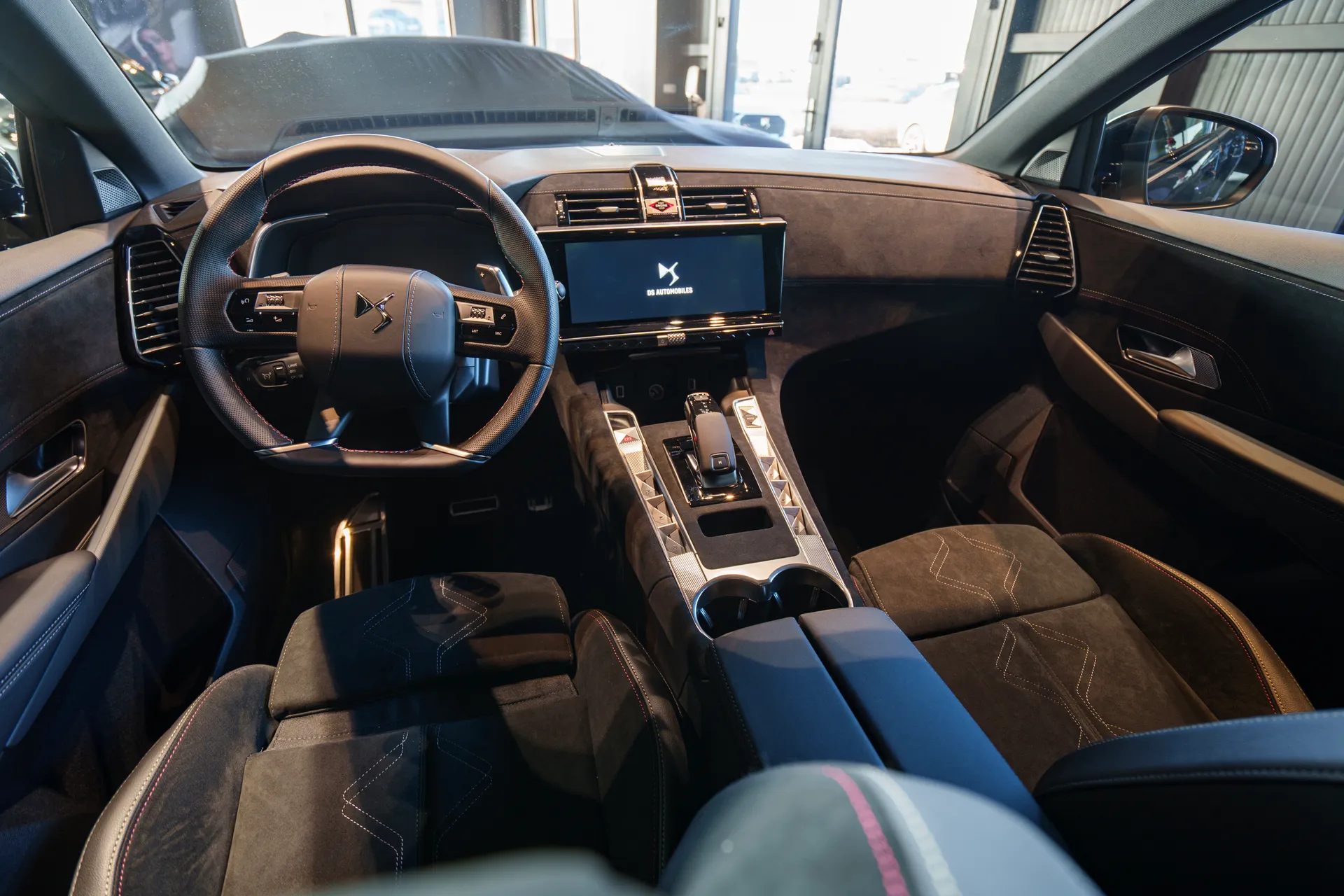 DS 7 PERFORMANCE LINE - fotografie 4