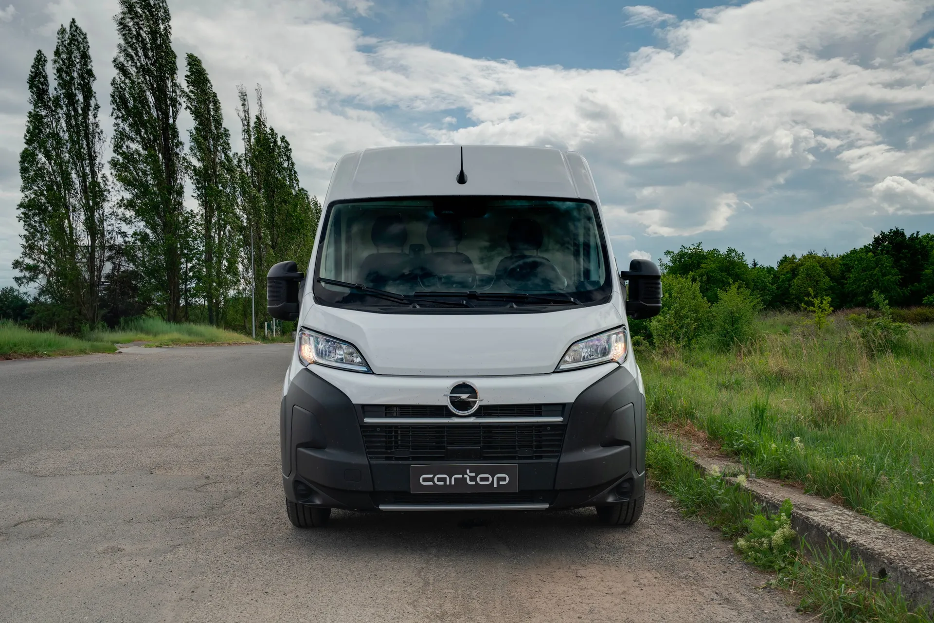 Opel Movano Standardní výbava - fotografie 2