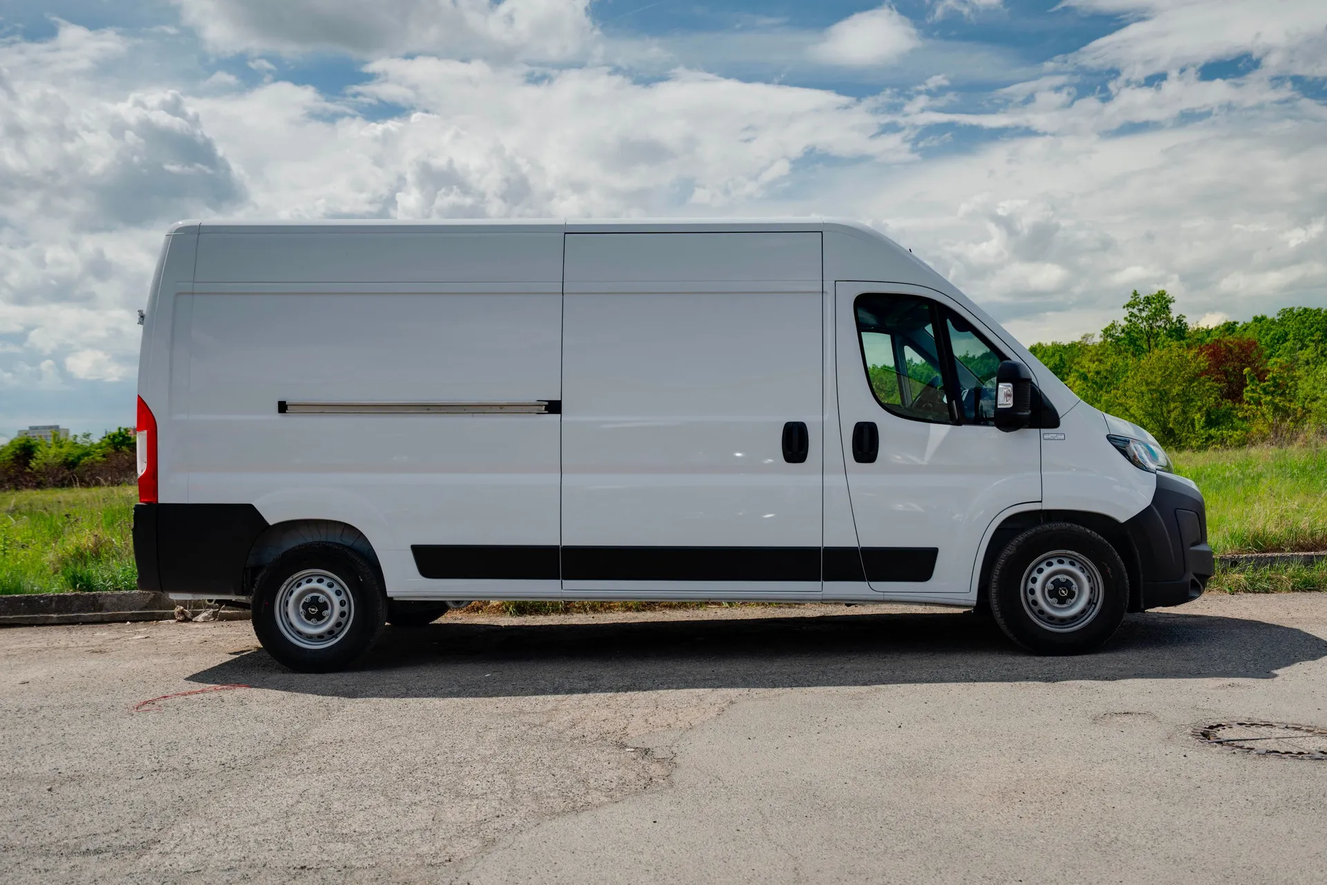 Opel Movano Standardní výbava - fotografie 3