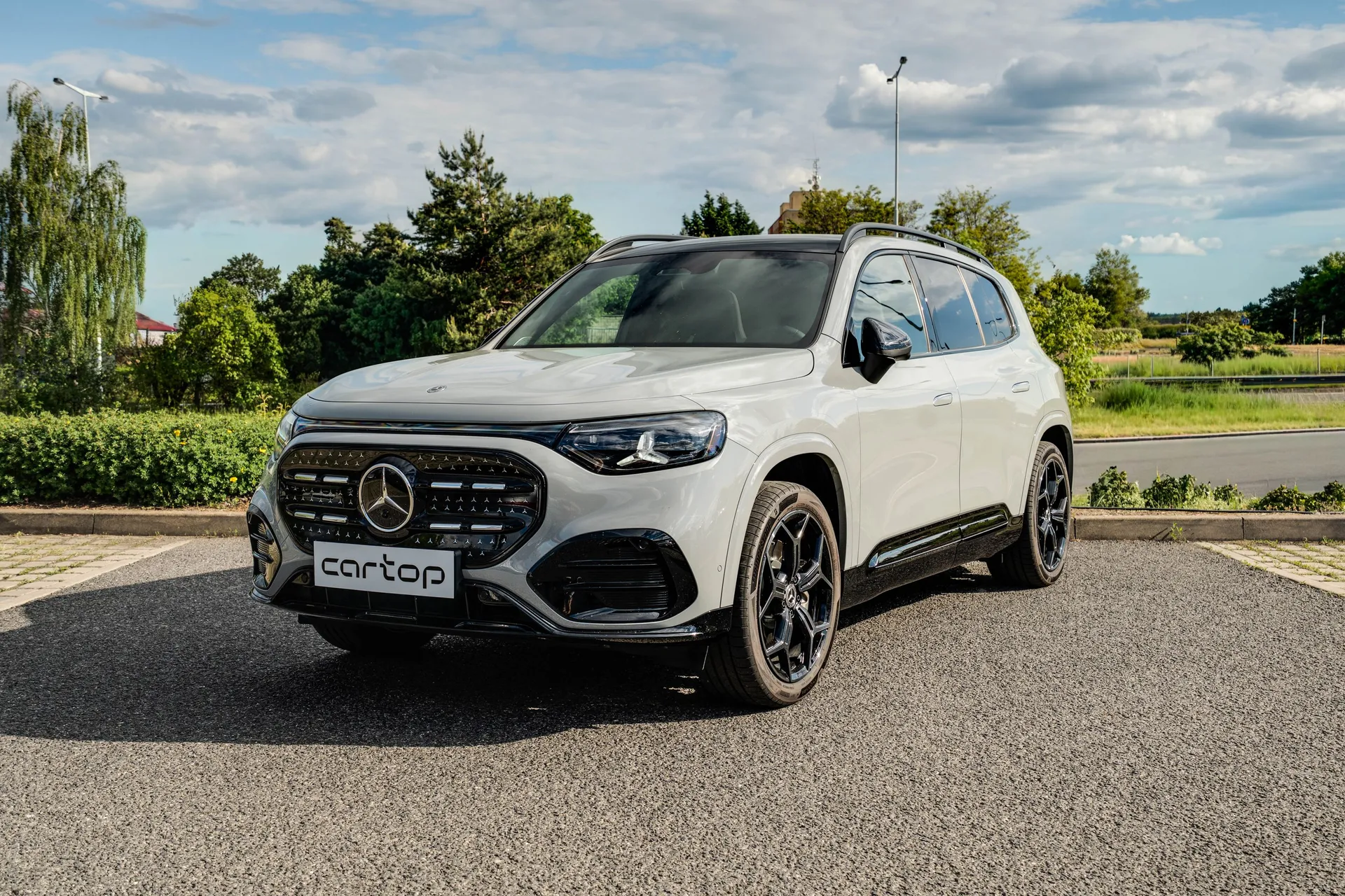 Mercedes-Benz GLB Linie Amg - fotografie 3