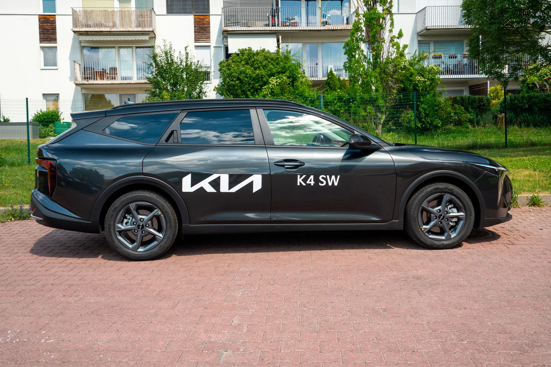 Kia K4 Exclusive - fotografie 3