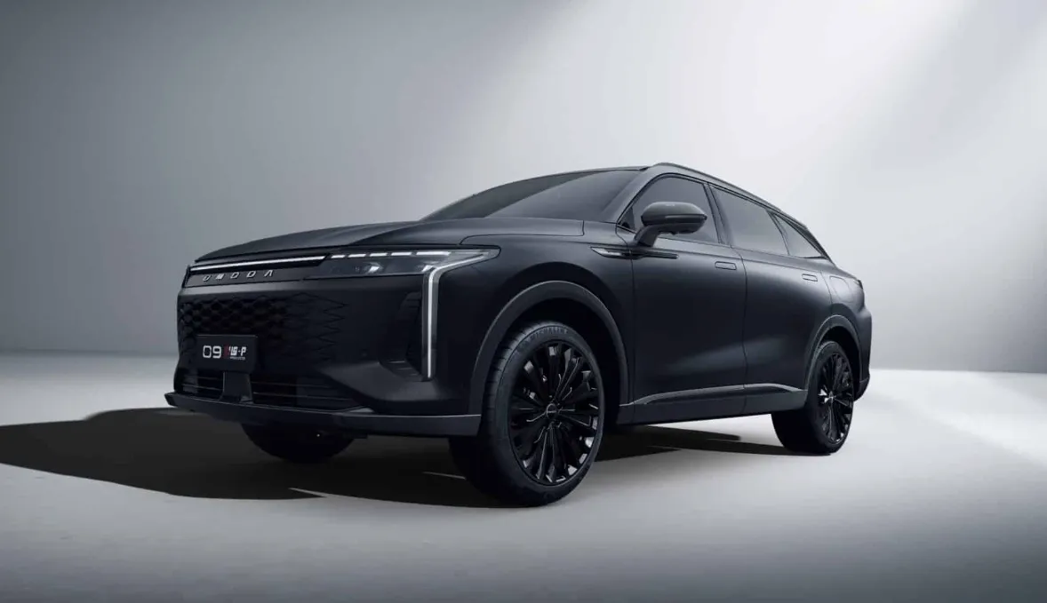 Omoda 9 SHS Black Knight - fotografie 2