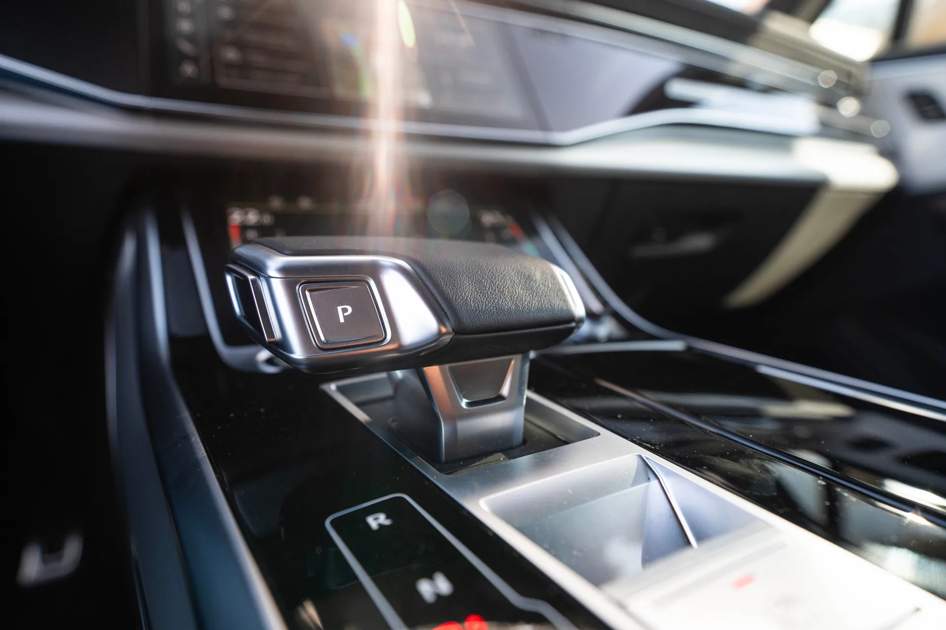 Q7
