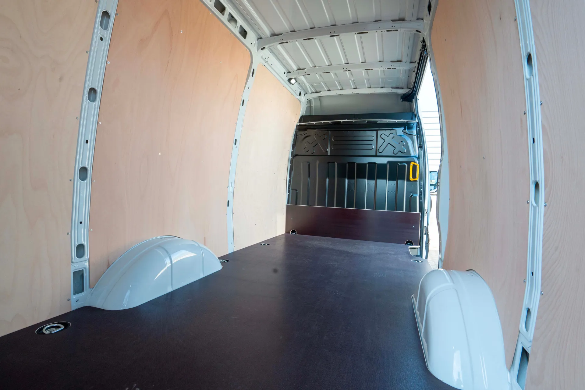 Iveco Daily Furgon - fotografie 3