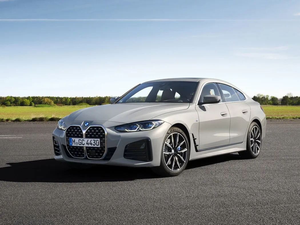 Řada 4 Gran Coupe (G26)