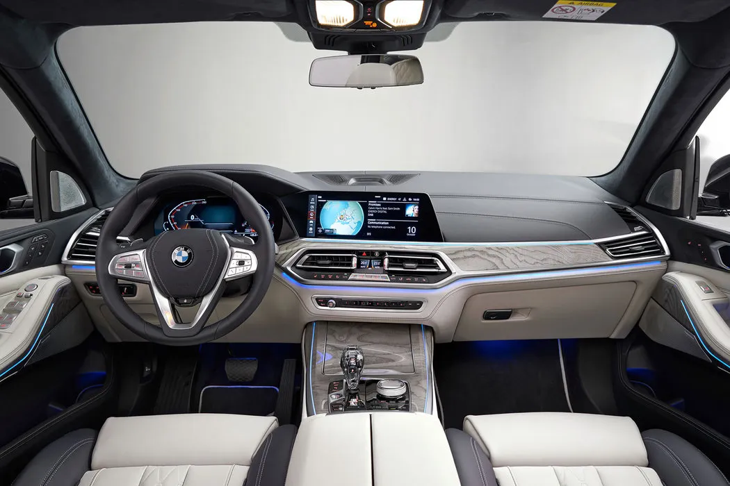 BMW X7 Sériové Provedení - fotografie 4