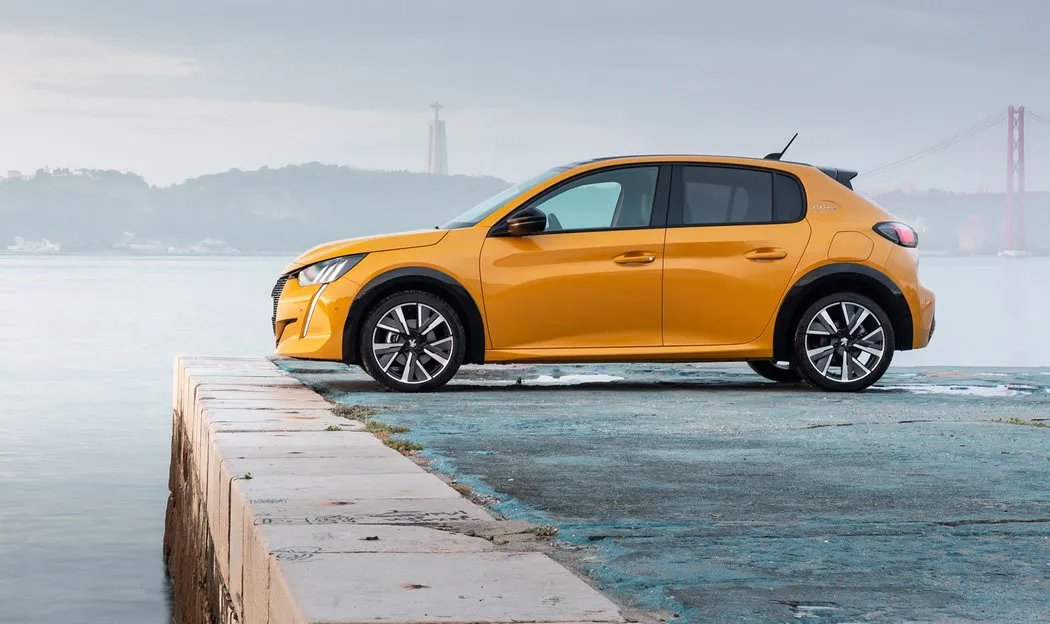 Peugeot 208 - fotografie 4