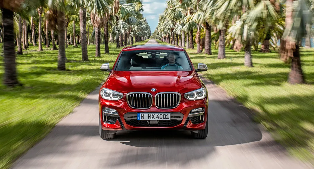 BMW X4 M Sport - fotografie 2