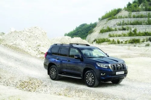 Toyota Land Cruiser - fotografie 3
