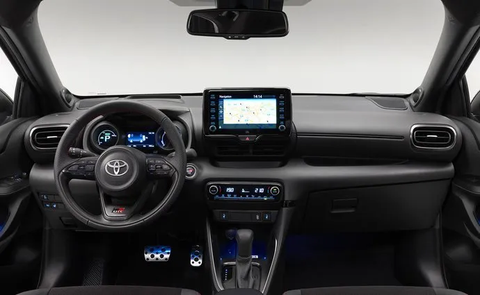 Toyota Yaris Active - fotografie 4