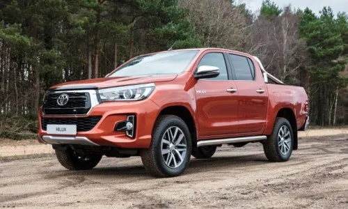Hilux Double Cab VIII (facelift 2017)
