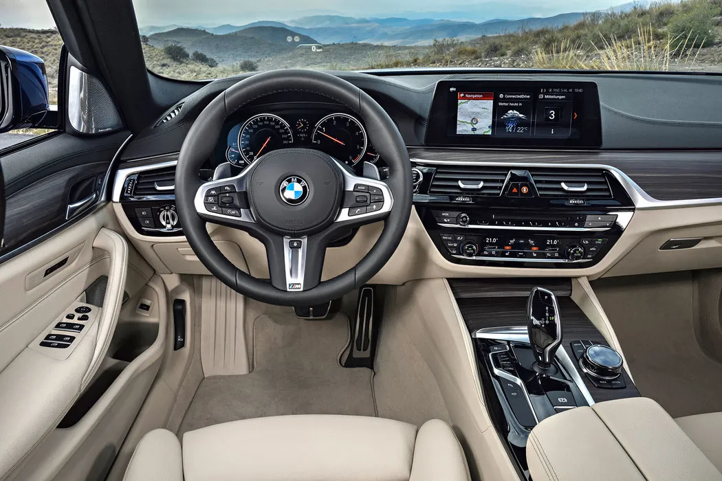 BMW Řada 5 Řada 5 Standardní výbava - fotografie 4