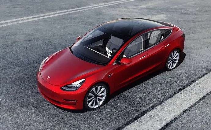 Model Tesla Model 3