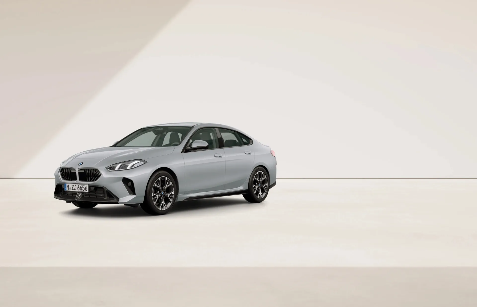Řada 2 Gran Coupé (F74), M sportovní paket, Metalický lak M Brooklyn Grey, front