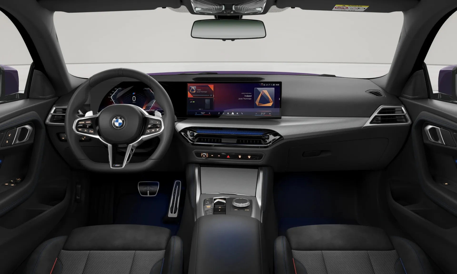 Řada 2 Coupé (G42), M sportovní paket, Metalický lak Thundernight, interiér Kombinace M PerformTex/látka, dashboard