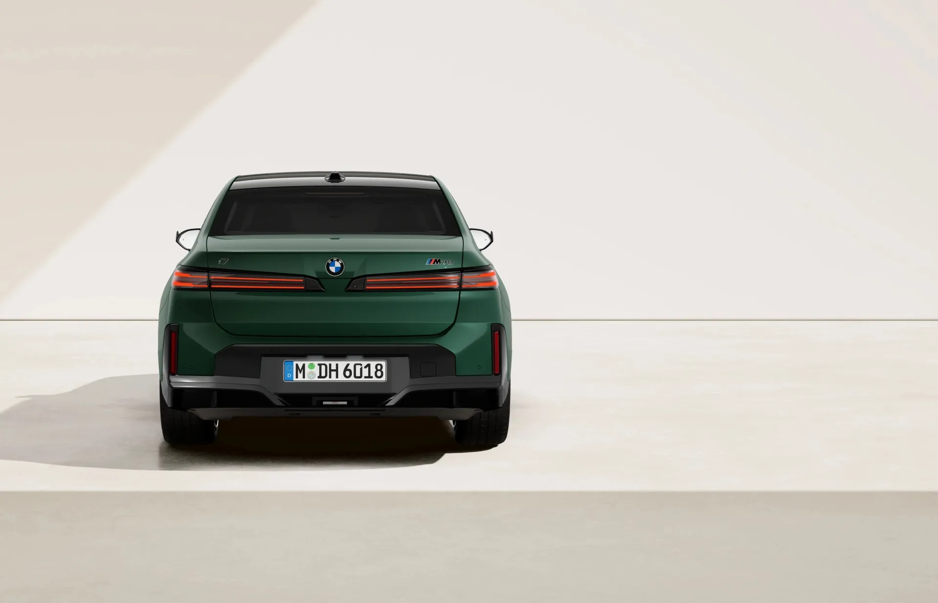 i7 Sedan (G70), M Modely, Metalický lak Vancouver Green, rear