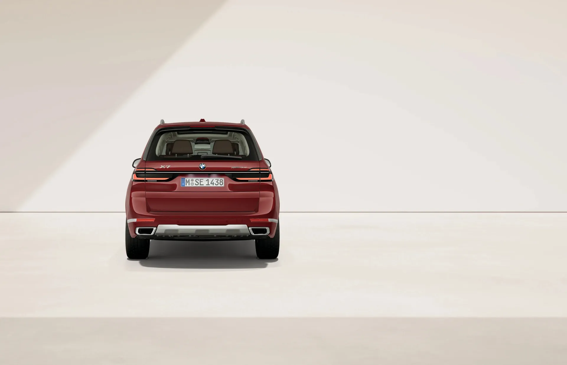 X7 (G07), Sériové provedení, Metalický lak Aventurine Red, rear