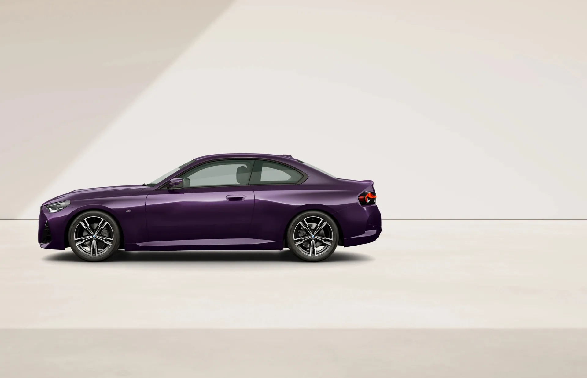 Řada 2 Coupé (G42), M sportovní paket, Metalický lak Thundernight, side