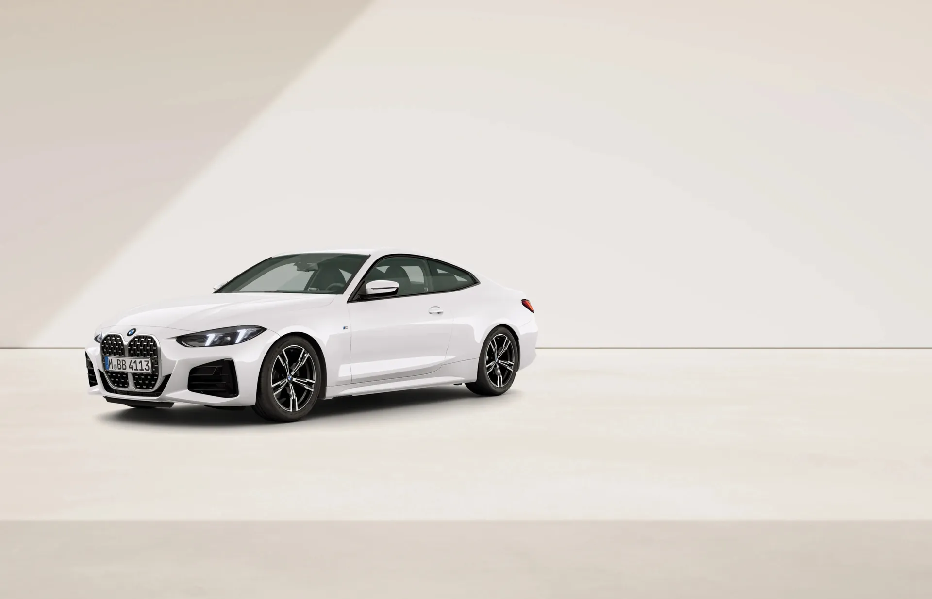 Řada 4 Coupé (G22), M sportovní paket, Nemetalický lak Alpine White, front