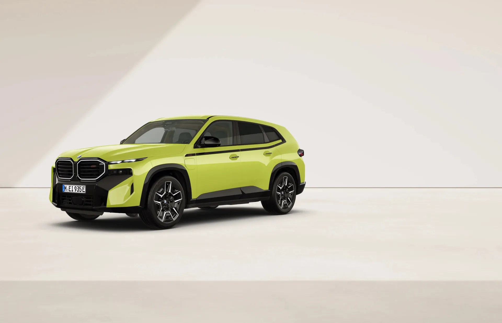 XM (G09), M Modely, Nemetalický lak Sao Paulo Yellow, front