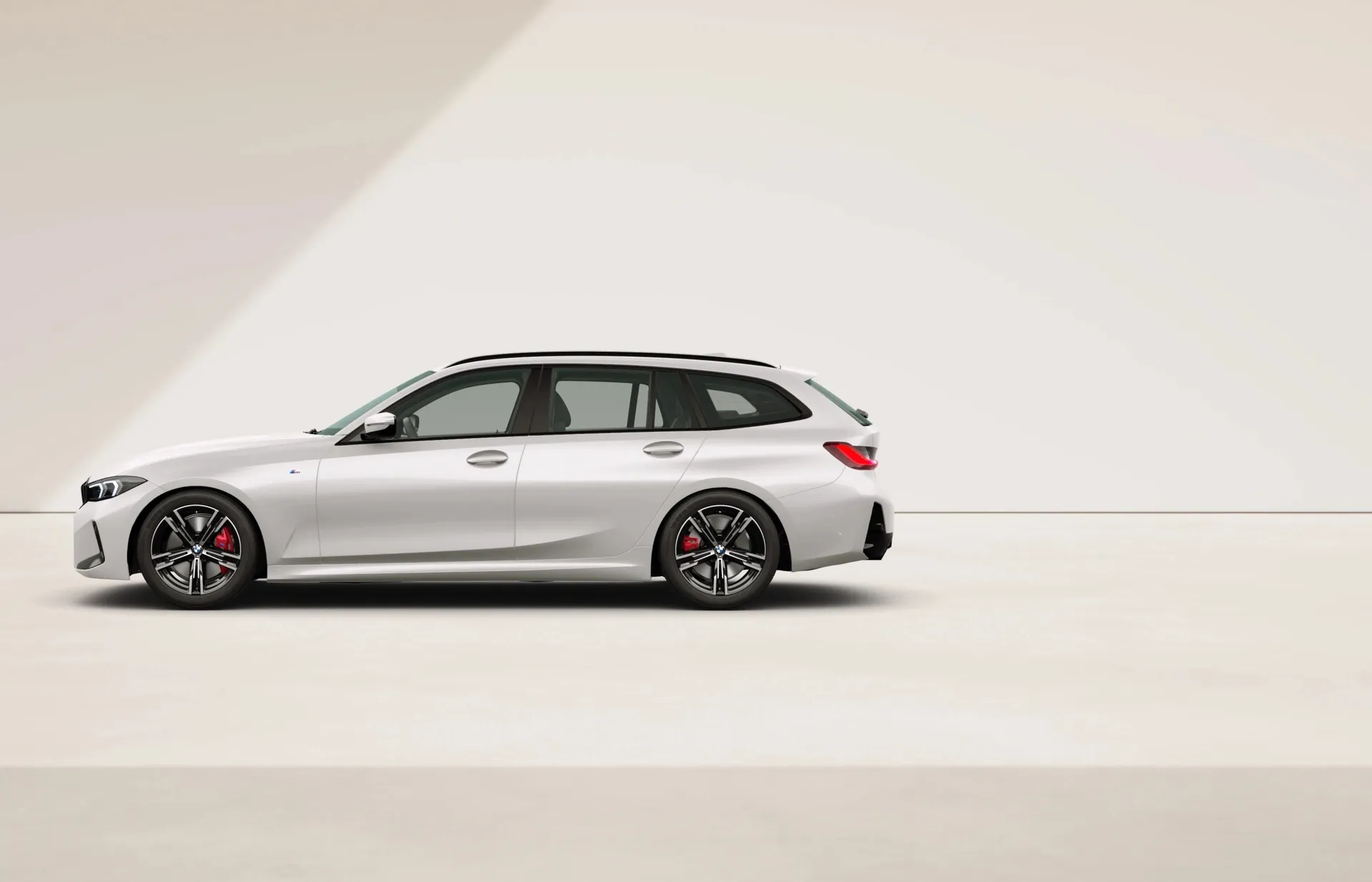 Řada 3 Touring (G21), M sportovní paket Pro, BMW Individual lak na přání, side