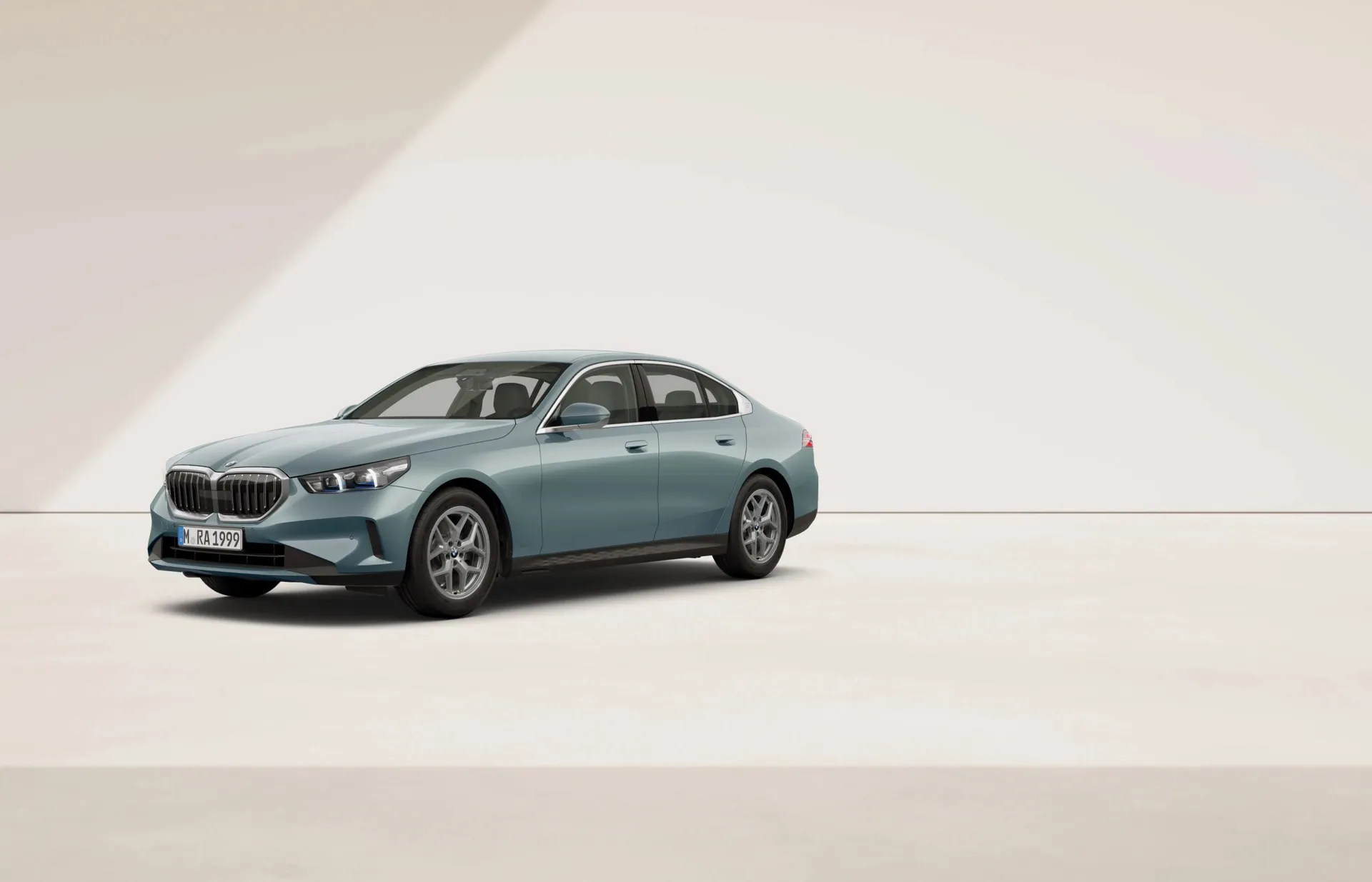 Řada 5 Sedan (G60), Sériové provedení, Metalický lak Cape York Green, front