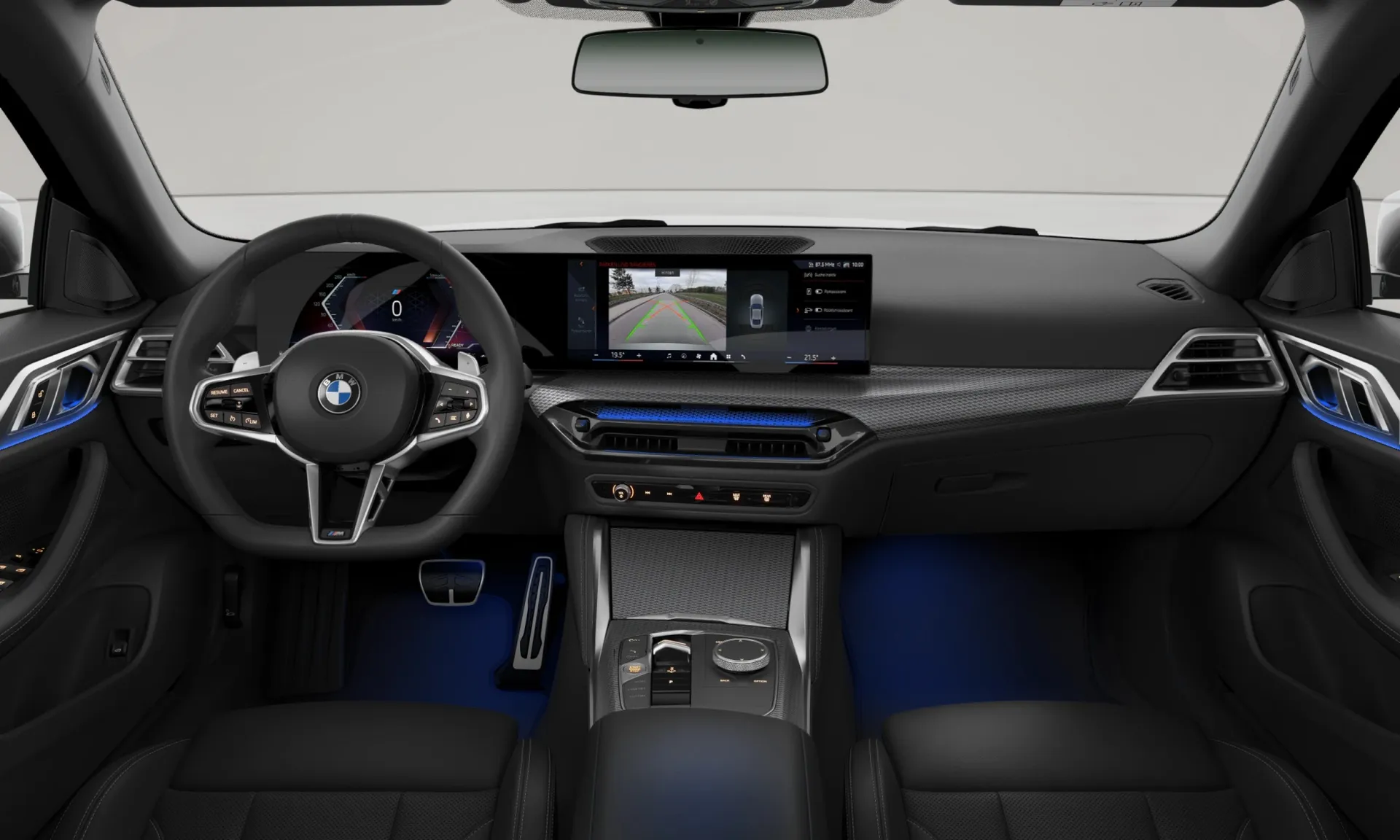Řada 4 Gran Coupé (G26), M sportovní paket Pro, interiér Umělá kůže Sensatec perforovaná Black/Black, dashboard