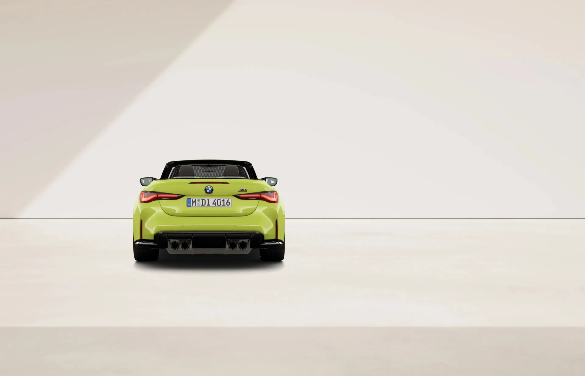 M4 Cabrio (G83), M Modely, BMW Individual lak na přání, rear