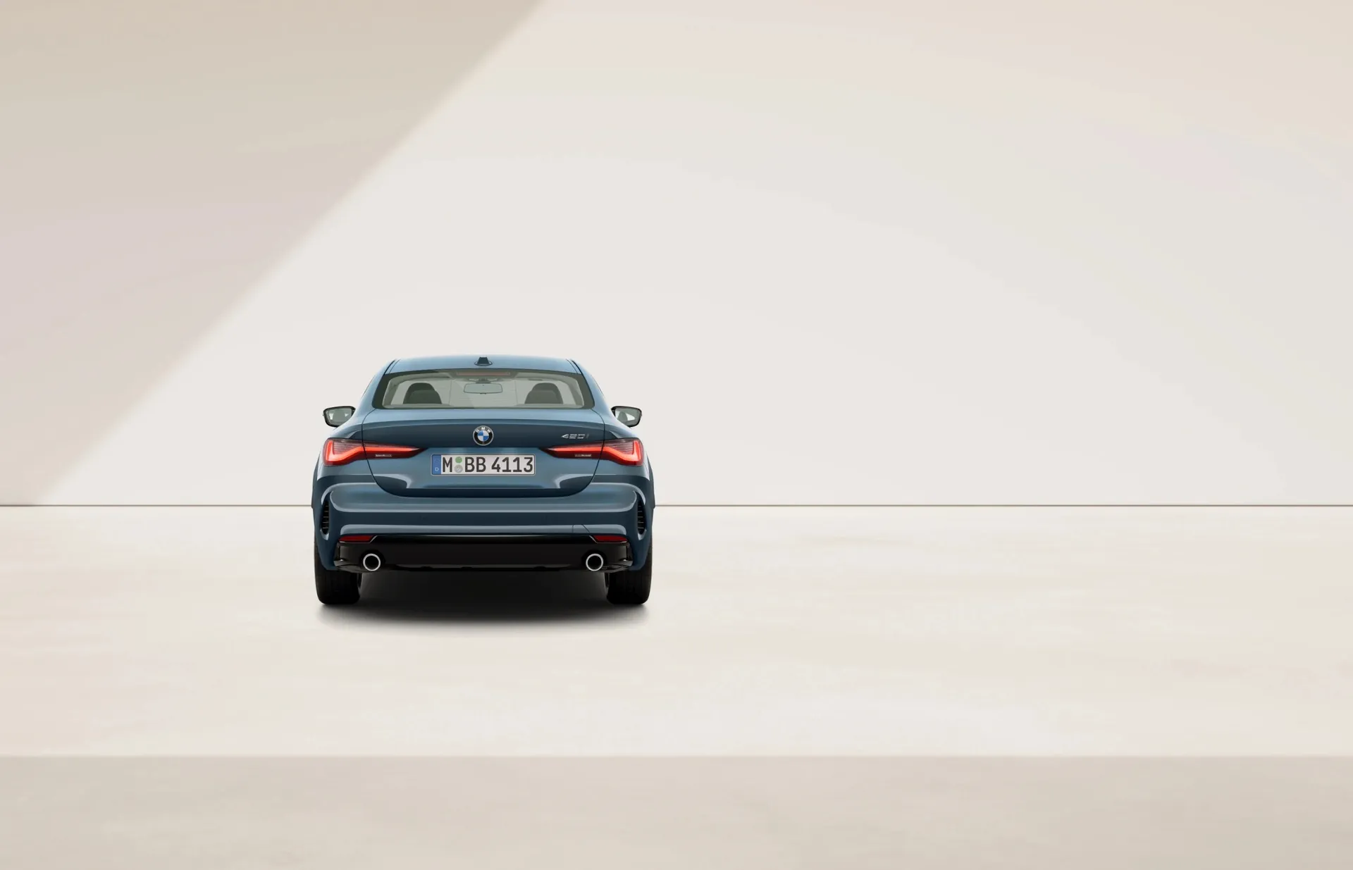 Řada 4 Coupé (G22), Sériové provedení, Metalický lak Arctic Race Blue, rear