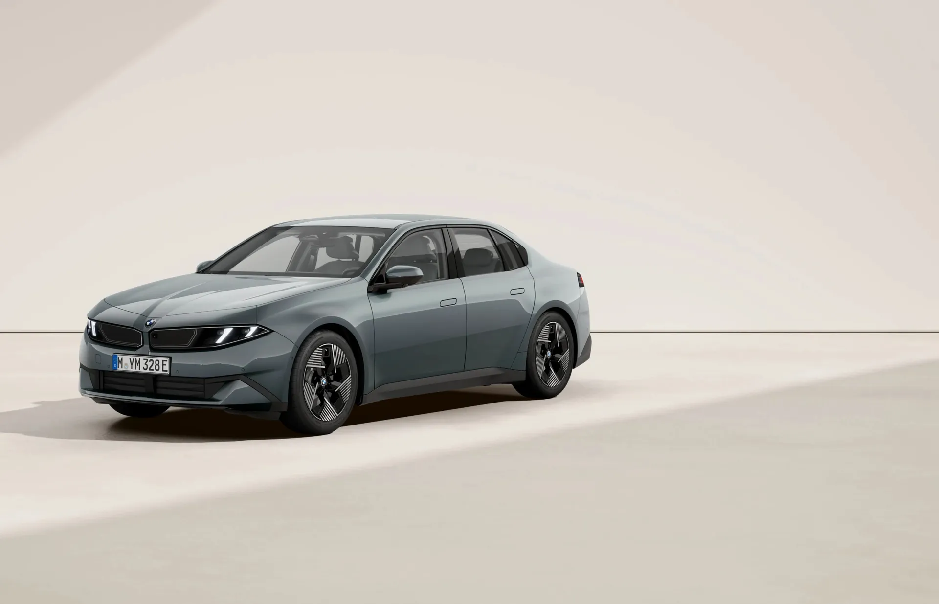 i3 Sedan (NA0), Sériové provedení, Metalický lak Eucalyptus Green, front