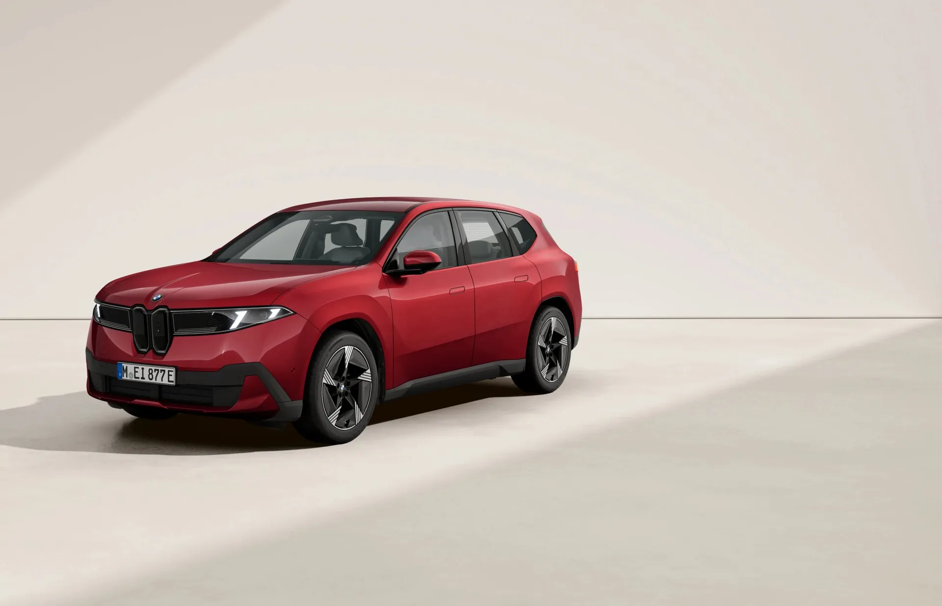 iX3 (NA5), Sériové provedení, Metalický lak Fire Red, front