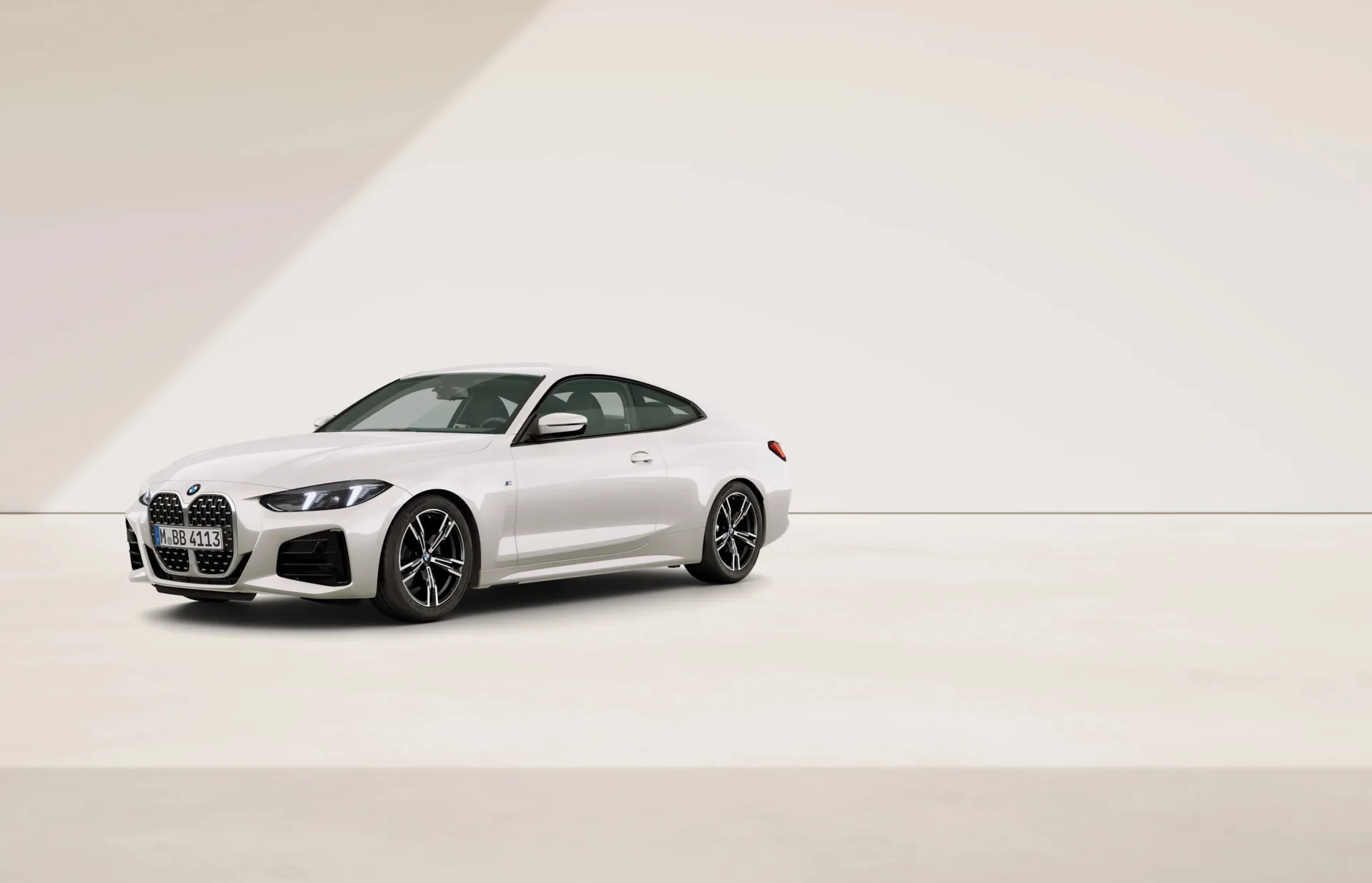 Řada 4 Coupé (G22), M sportovní paket, BMW Individual lak na přání, front