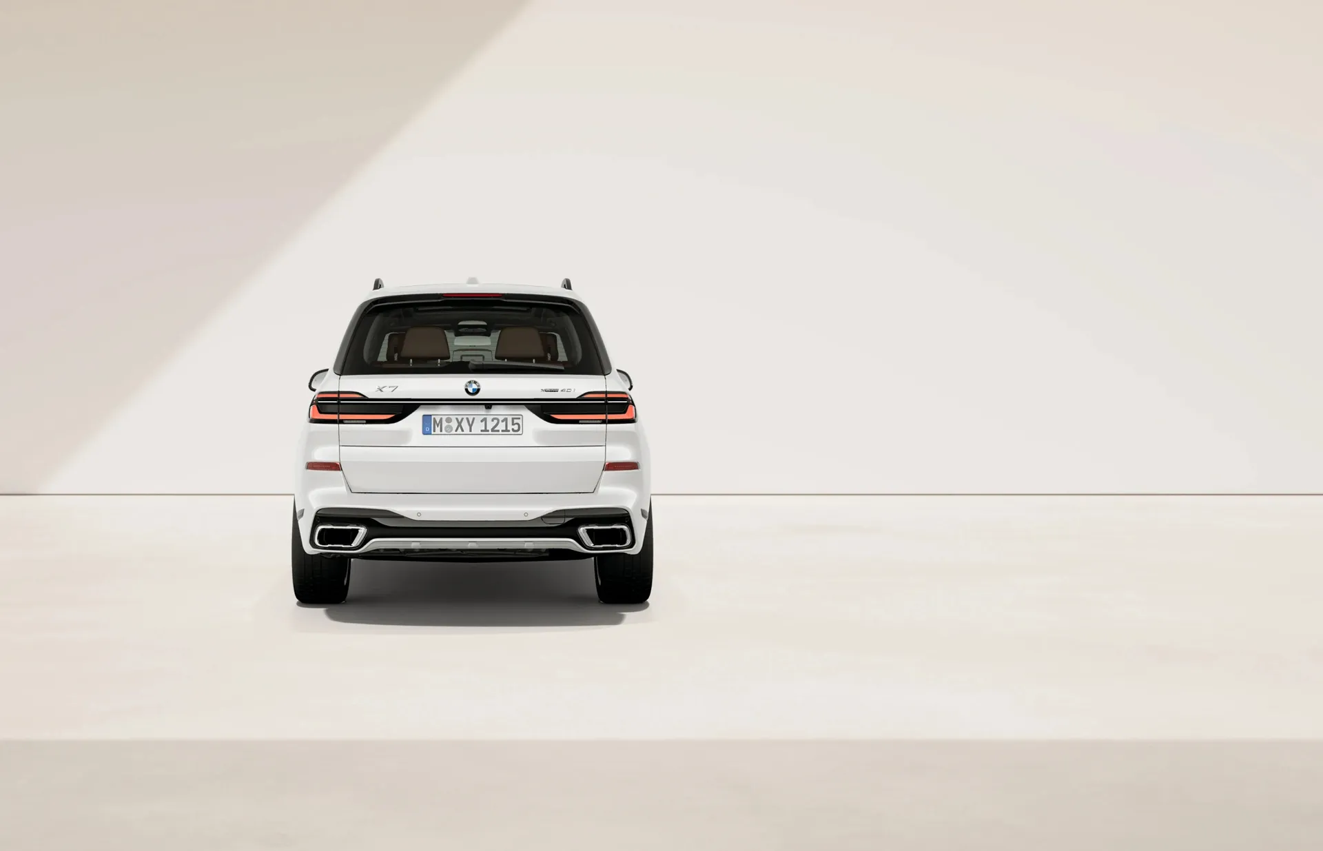 X7 (G07), M sportovní paket, Metalický lak Mineral White, rear