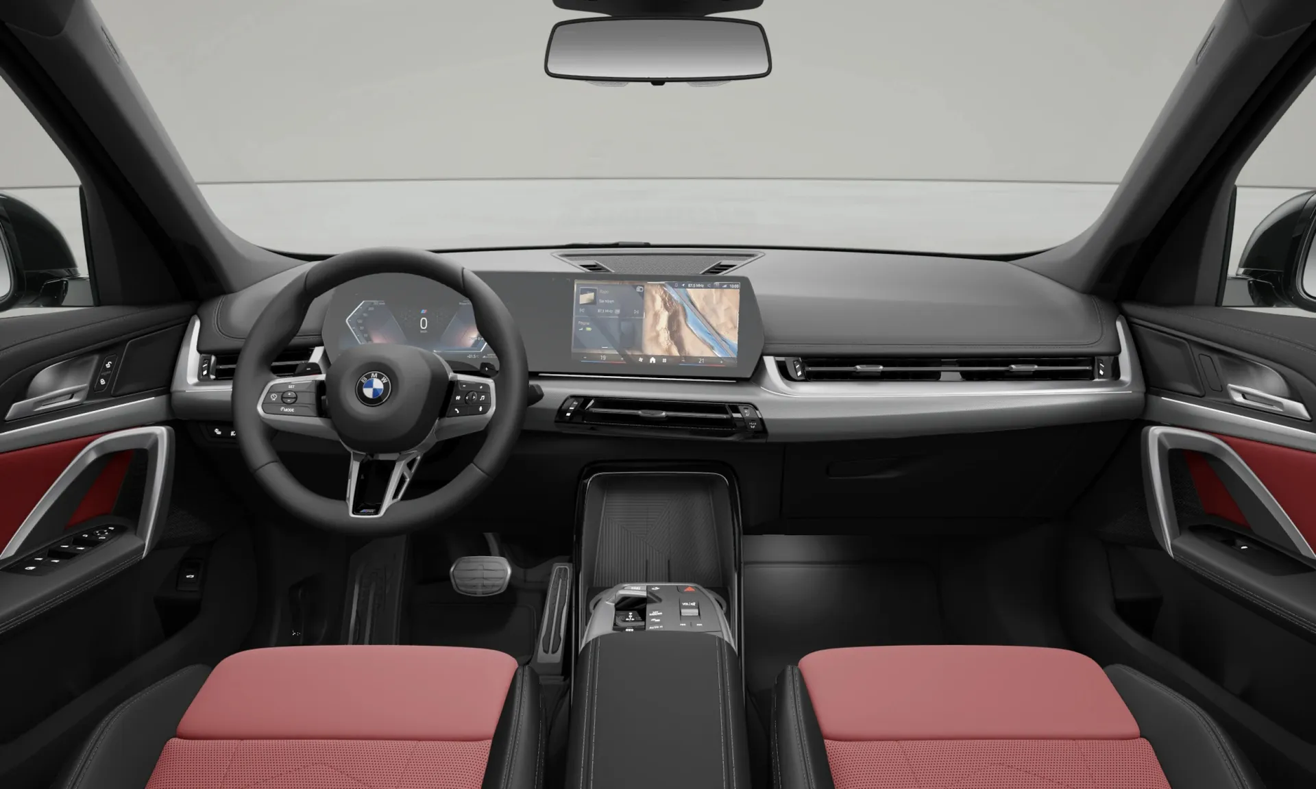 X1 (U11), M sportovní paket Pro, Metalický lak Black Sapphire, interiér Umělá kůže Veganza perforovaná Coral Red/Black, dashboard