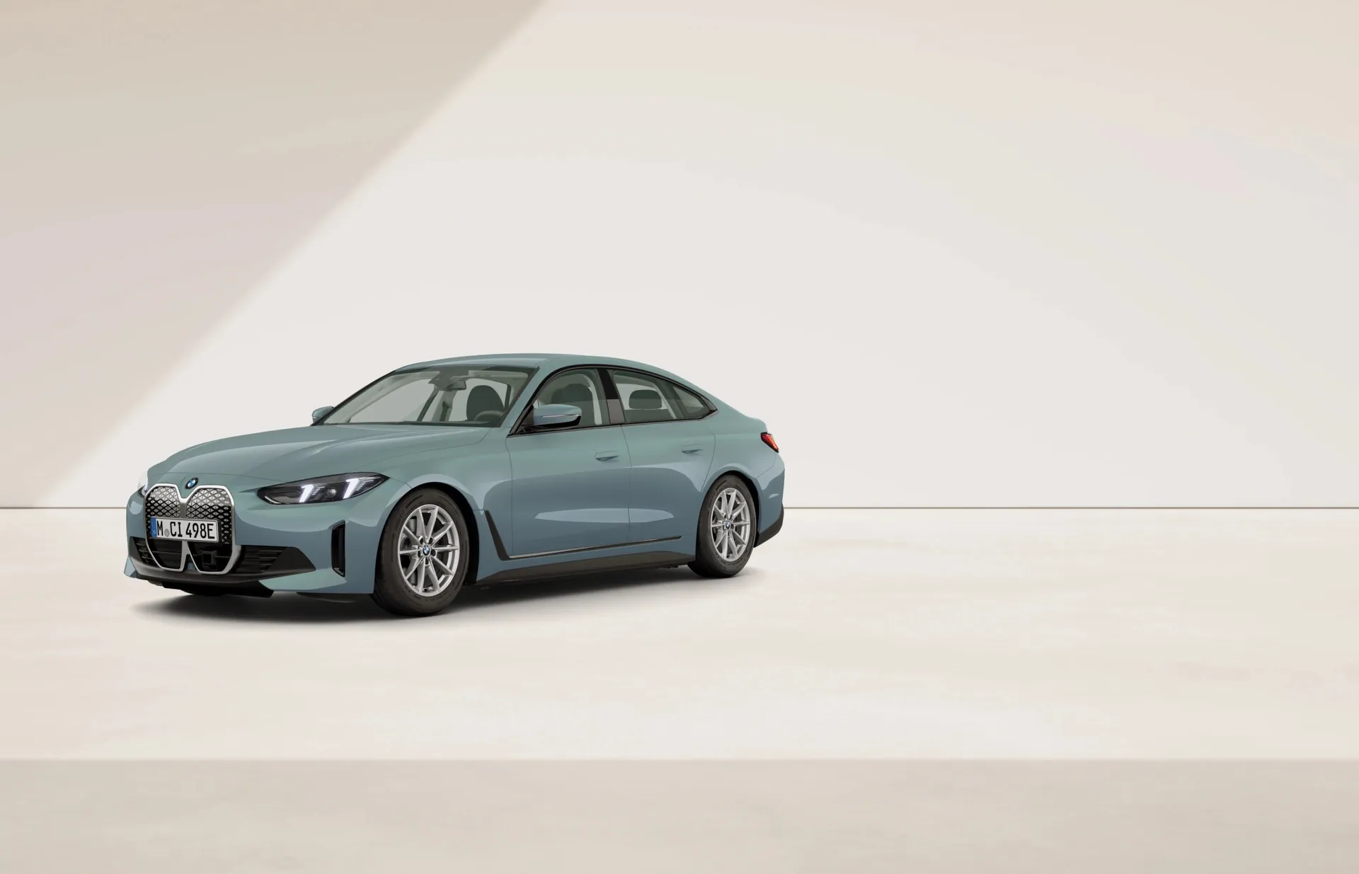 i4 Gran Coupé (G26), Sériové provedení, Metalický lak Cape York Green, front