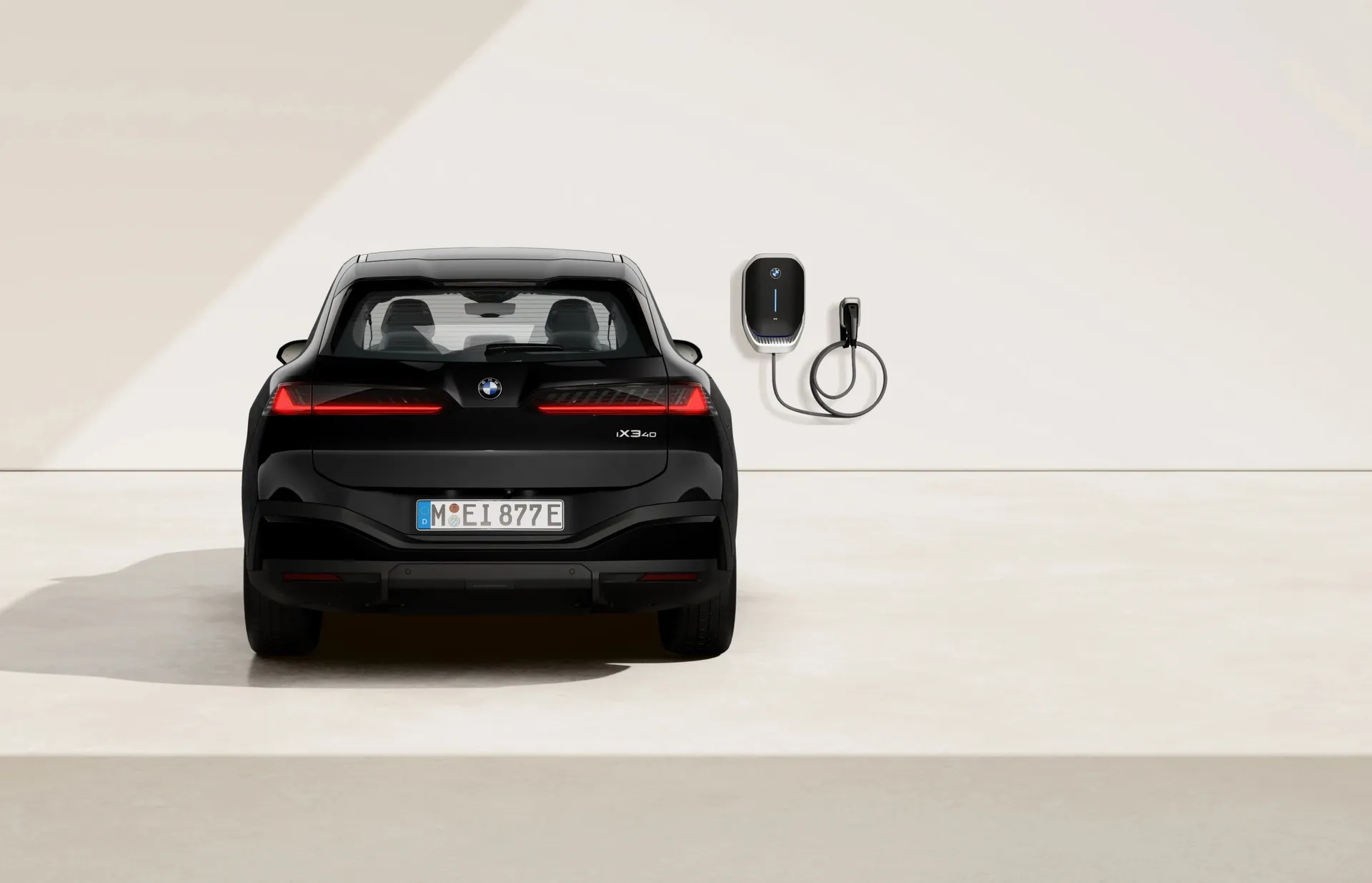 iX3 (NA5), Sériové provedení, Metalický lak Black Sapphire, rear
