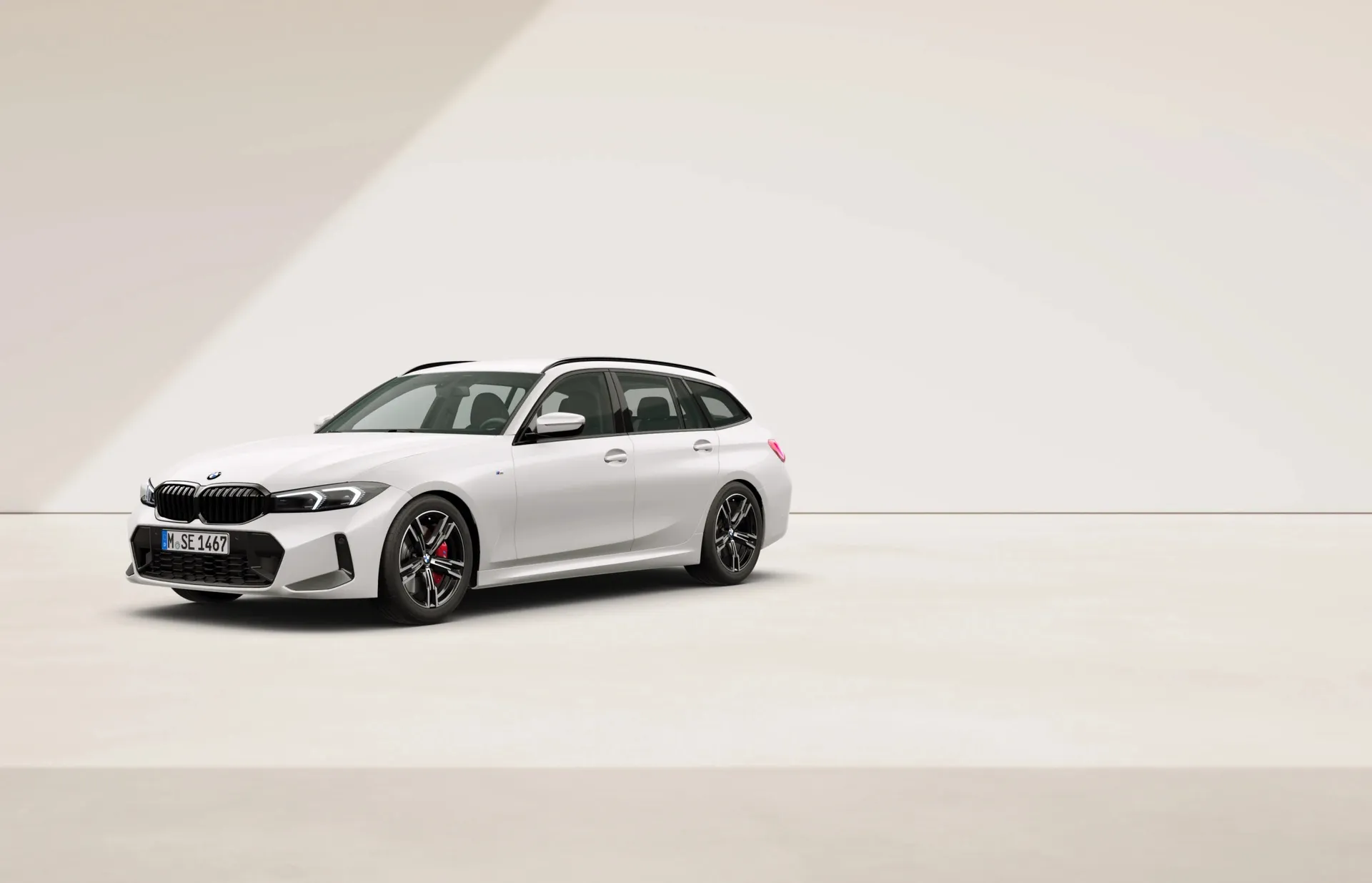 Řada 3 Touring (G21), M sportovní paket Pro, BMW Individual lak na přání, front